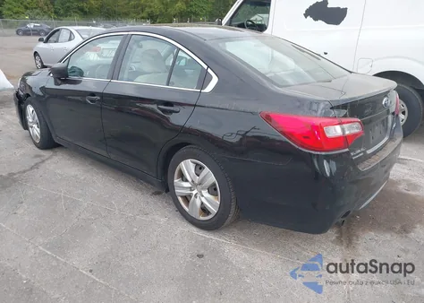 2015 Subaru Legacy 2.5I z USA, uszkodzony, nr VIN 4S3BNAA64F3026031